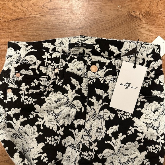 7 for all mankind rose embroidered jeans - Picture 4 of 9